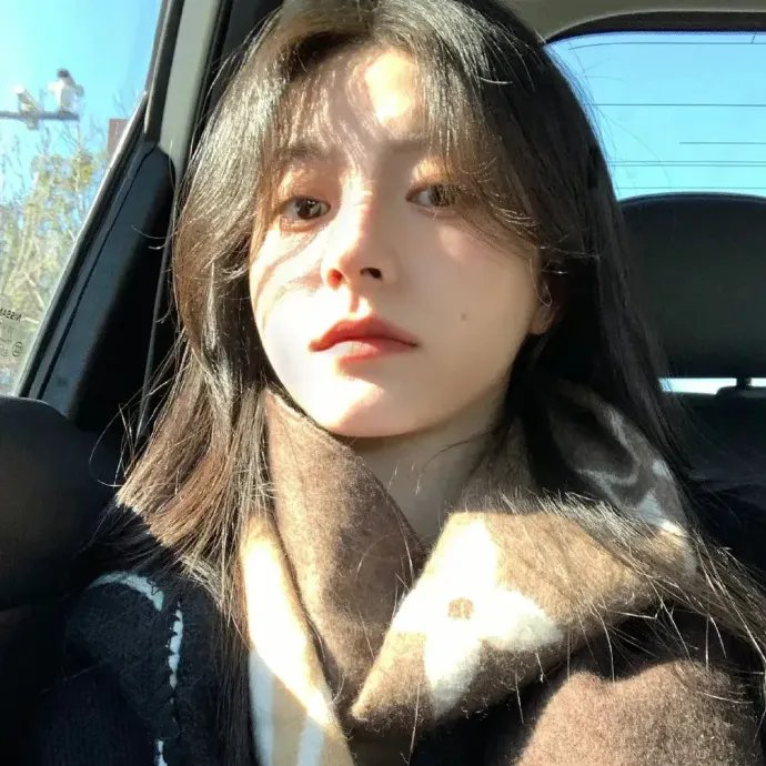 莫斯科来的香烟女孩
